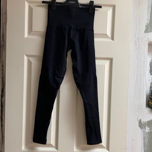 LNDR Size S/M Black leggings.